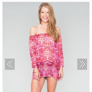 Show me your mumu Wallie tunic -pomegranate punch